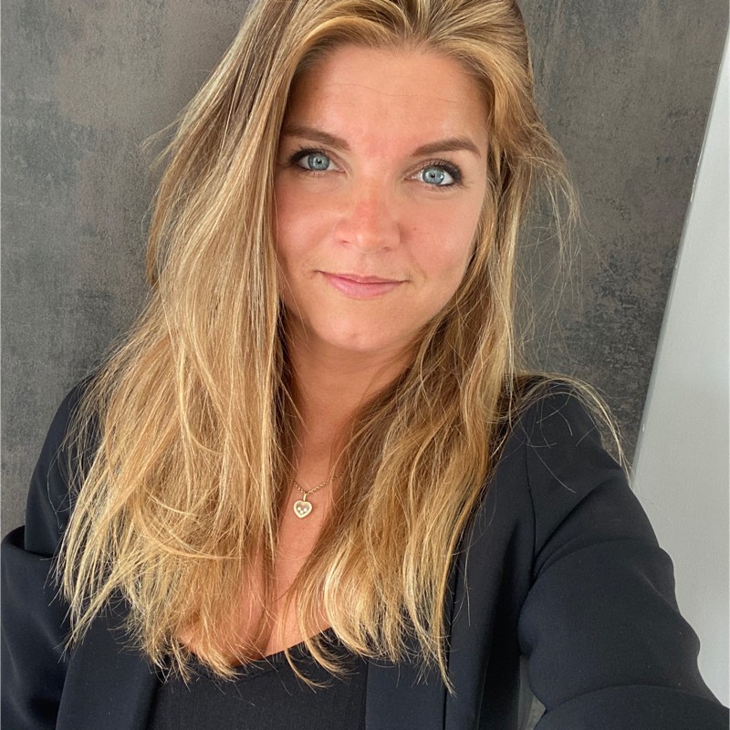 MONIQUE KÜNNE